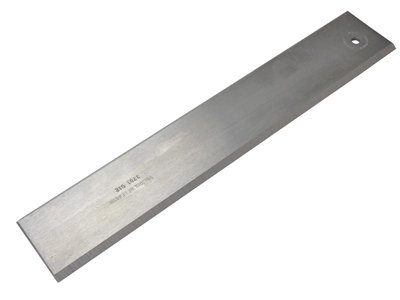 Maun Premium 76Cm Carbon Steel Straight Edge Ruler For Accurate Marking And Measurement from B&Q