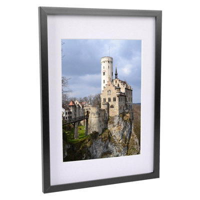 Nicola Spring Photo Frame With White A4 MountA3 (12" X 17")BlackPortrait Hanging Wall Mounted Picture Display Frame from B&Q