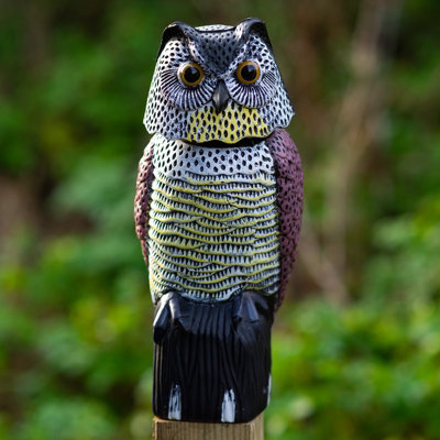 Woodside Large Realistic Bird/pigeon/crow Owl Decoy With Rotating Head from B&Q