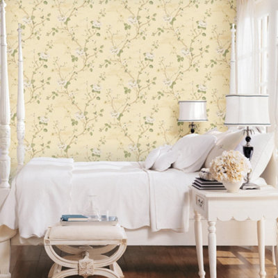 Galerie Palazzo Green Luisella Floral Embossed Wallpaper from B&Q