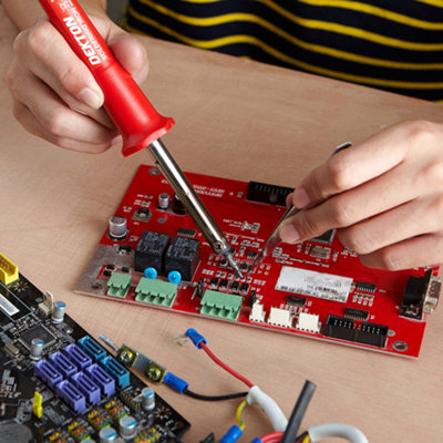 Dekton Dt60930 Soldering Iron 30W from B&Q