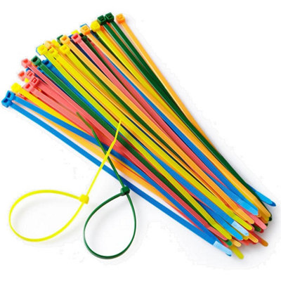 Dekton Dt70452G Hi-Vis Cable Ties 4.8mm X 250mm 50Pc from B&Q