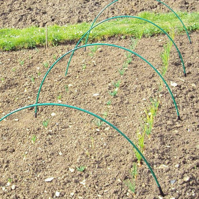 Gardening Naturally Green Flexible Garden Hoops (Pack Of 8 & 16 Anchors) from B&Q