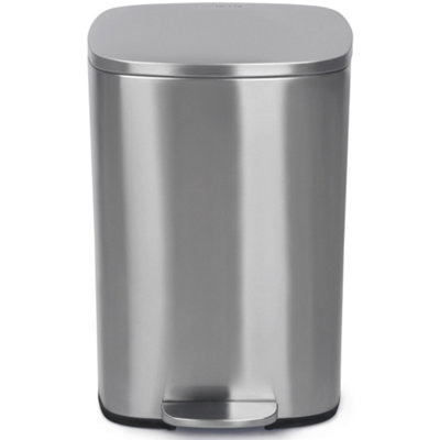Netta Kitchen Pedal Bin 50L Smudge Resistant With Inner BucketBrushed Stainless Steel Rubbish BinSoft CloseStainless Steel from B&Q