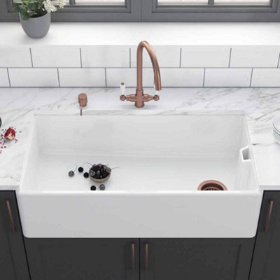 London Sink Company Lsc Belfast 895 Xl 1.0 Bowl Fireclay Ceramic Kitchen Sink & Copper Waste from B&Q