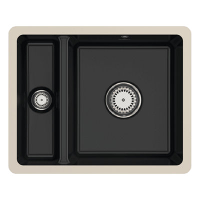 Villeroy & Boch Subway 60 Xu 1.5 Ceramic Undermount SinkLeft-Hand BowlBlack545 X 440 X 200 mmNo Waste Included from B&Q