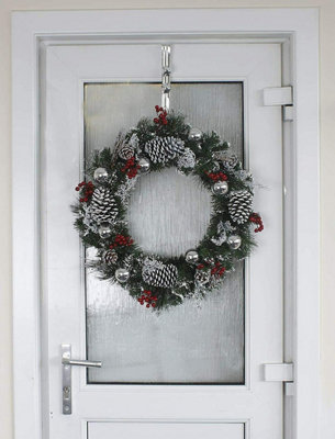  - 50Cm Artificial Wreath With Pinecones & Berries