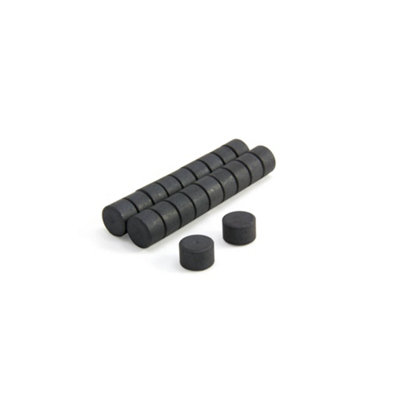 Y10 Ferrite Magnets For ArtsCraftsModel MakingDiy And Hobbies15mm Dia X 10mm Thick0.335Kg PullPack Of 20 from B&Q