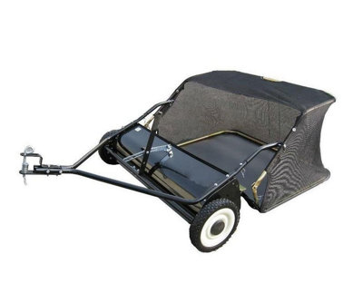 The Handy Thtls42 106Cm Towed Lawn Sweeper from B&Q
