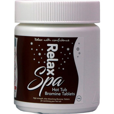 Plastica 500G Relax Spa Bromine Tablets from B&Q
