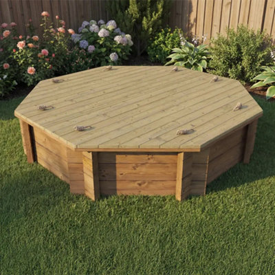 6Ft Octagonal Wooden Sandpit429mm Height44mm Thick WallInc Heavy Duty Lid from B&Q