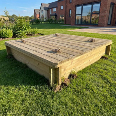 1M X 1M Wooden Sandpit295mm Height44mm Thick WallInc Heavy Duty Lid from B&Q