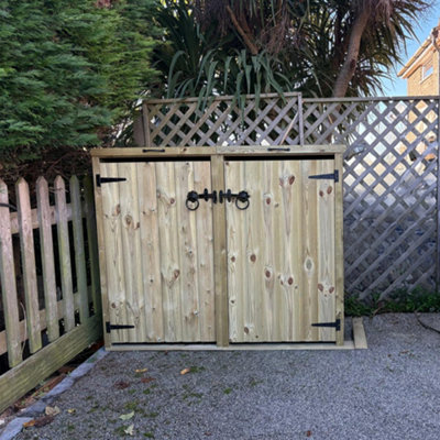 Wooden Wheelie Bin StoreDouble Unit from B&Q