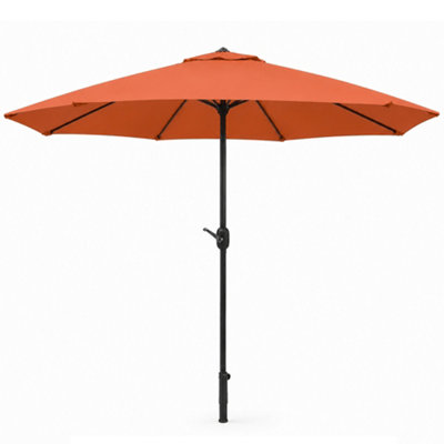 B&Q -  The Garden Marketplace Garden Parasol 2.7M With Tilt And Crank HandlePolyester Canopy And 38mm Aluminium Pole Terracotta
