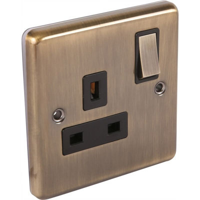 Windsor 1G Socket Antique Brass from B&Q