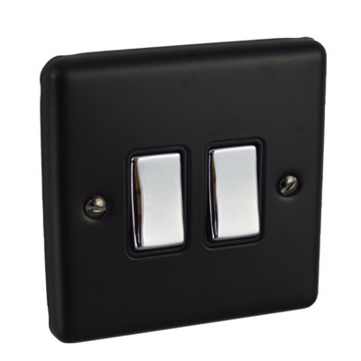 Windsor 2G 2Way 10Amp Switch Matt Black P/chrome from B&Q
