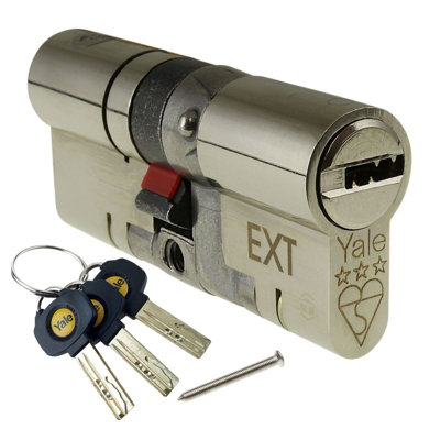 Yale Platinum 3-Star Euro Cylinder Upvc Door Security Lock55/35 (90mm)Nickel (Incl. 4 Keys) from B&Q