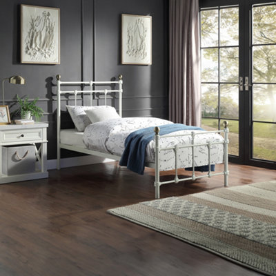 SlumberWorx Bayford Traditional White Single Metal Bed Frame from B&Q