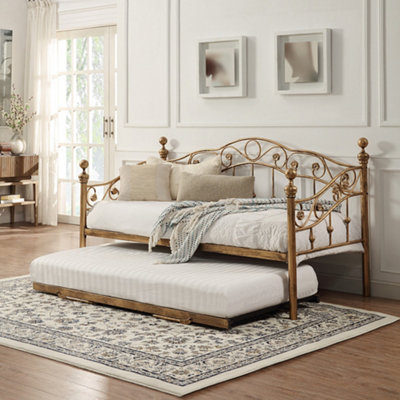 SlumberWorx Essendon Vintage Victorian Living Room Bedroom Antique Brass Metal Day Bed W Guest Trundle from B&Q