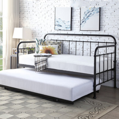 SlumberWorx Ickleford Industrial Living Room Bedroom Black Metal Day Bed Frame W Trundle from B&Q