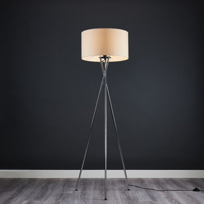 Valuelights Light/White/Pink Values Camden Chrome Tripod Floor Lamp With Natural Drum Shade