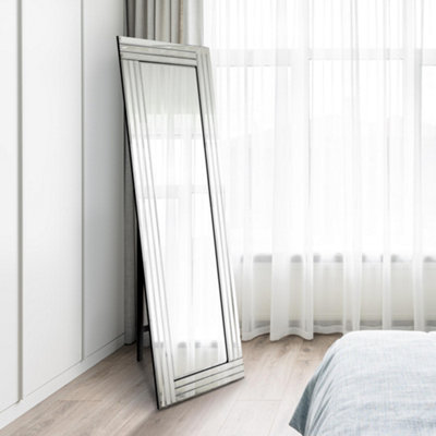 MirroroutletModern Cheval Triple-Bevel Free Standing Mirror 170 X 58Cm (5Ft7 X 1Ft11) from B&Q