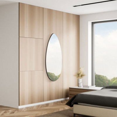 Mirroroutlet Tear Drop Frameless Glass Wall Mirror 47" X 18" (120Cm X 45Cm) Silver/Black