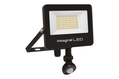 Luminosa Lighting Luminosa Super Slim 2 Floodlight Ip67 3000Lm 30W Tuya 3000/4000/6500K Pir 120Deg. Non Dimmable 100Lm/w Black from B&Q