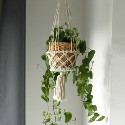 Serenityy Handcrafted Macramé Pot HolderSingle Small PotWhiteIndoor Hanging Plant Hanger from B&Q