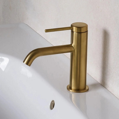 B&Q - Hoxton Basin Mixer Tap Mono Brushed Brass Finish Lever By  Bathrooms