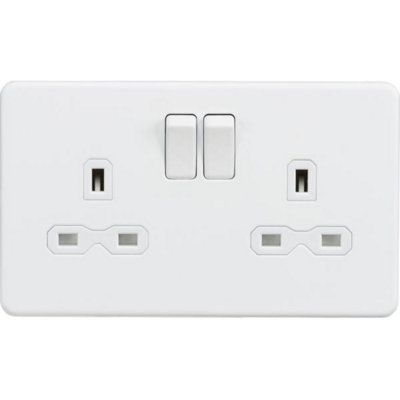 Mla Knightsbridge 13A 2 Gang Dp Socket Matt WhiteSfr9000Mw from B&Q