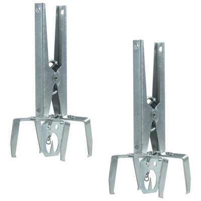 B&Q - 2 Pack Of  Heavy Duty Mole Claw Scissor Traps Fast Humane Kill