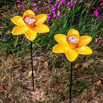 B&Q -  Cast Iron Daffodil Dish Bird Feeder (Pack Of 2)