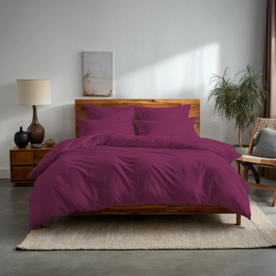 Plain Dyed Easy Care Polycotton Duvet Cover And Pillowcase/s Set Bed Linen Fuchsia from B&Q