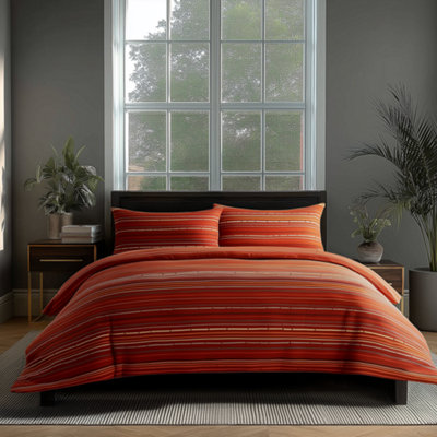  - Duvet Cover And Pillowcase Set Stripe Design Polycotton Bed Linen Red