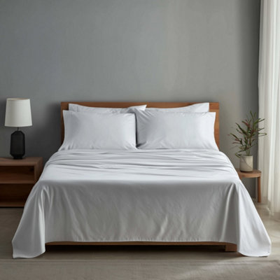Luxury 400Tc Sateen Soft Touch Hotel Quality Flat Sheet Bed Linen White from B&Q