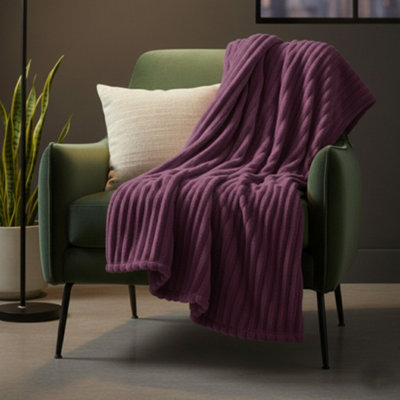 Chunky Ribbed Mink Throw Ultra Soft Warm Elegant Blanket For Sofa Or Bed Plum from B&Q