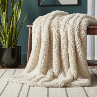 Cuddly Extra Fluffy Throw Ultra Soft Plush Blanket For Sofa Bed Home Decor Cream 150X200Cm from B&Q