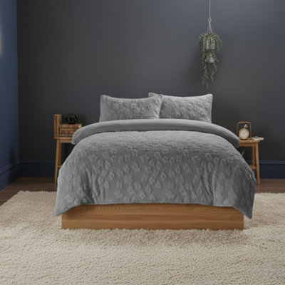 Ultra Soft Teddy Duvet Cover Set Daisy Embossed Cozy Fleece Bedding Silver from B&Q