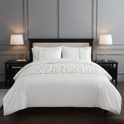 Ruffle Design Duvet Cover Soft Elegant Bedding Set With Pillowcases White from B&Q