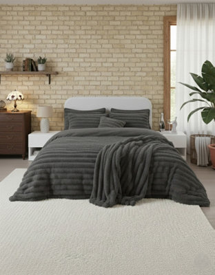 Luxury Teddy Cord Design Bedding Set Ultra Soft Cozy Stylish Comfort Grey from B&Q