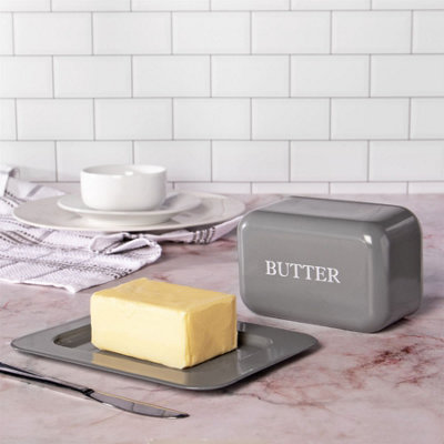 Butter Dish With Lid In Grey Maison And White