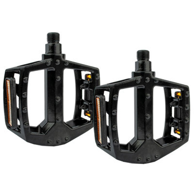 Komodo Flat Platform Bicycle PedalsBlack from B&Q