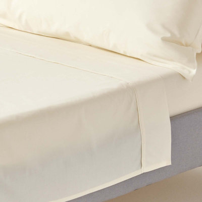 Homescapes Egyptian Cotton Flat Sheet 200 Tc, Super King Cream