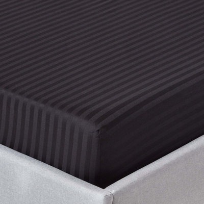 Homescapes Egyptian Cotton Satin Stripe Fitted Sheet 330 Tc, King Black