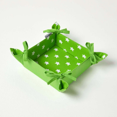 Homescapes Green Stars Reversible Bread Basket - Image 4