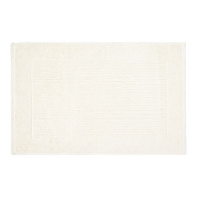Homescapes Imperial Plain Cotton Cream Bath Mat from B&Q