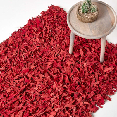 Homescapes Dallas Leather Shaggy Rug 150 X 240 Cm Red