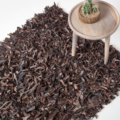 Homescapes Dallas Leather Shaggy Rug Chocolate, 90 X 150 Cm