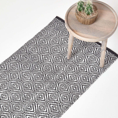 Homescapes Trance And Diamond Pattern Recycled Fibre Rug, 66 X 200 Cm Black/White